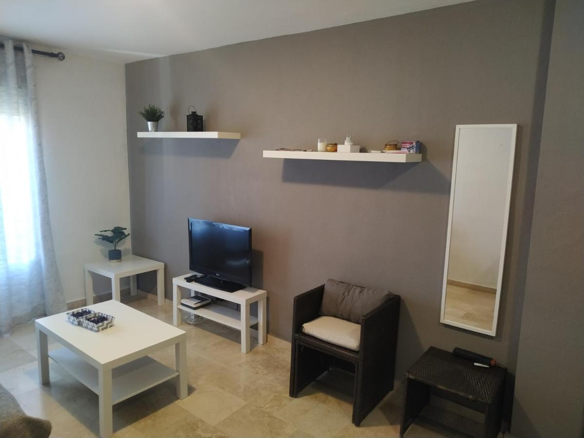 Malaga Yellow Duplex Free Parking And Terrace Екстер'єр фото